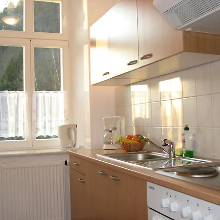 מלון Garni Dekorahaus