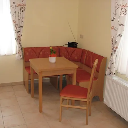 Hotel Garni Dekorahaus