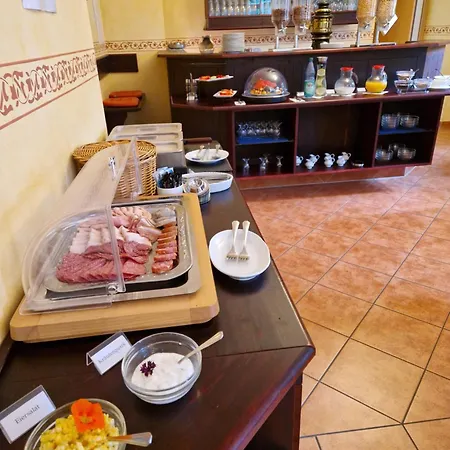 Garni Dekorahaus מלון