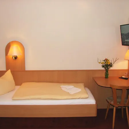 Garni Dekorahaus באד שאנדאו